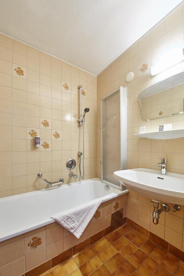 Hotel Alpina ซาลบาคฮินเทอร์เกลมม์ ภายนอก รูปภาพ