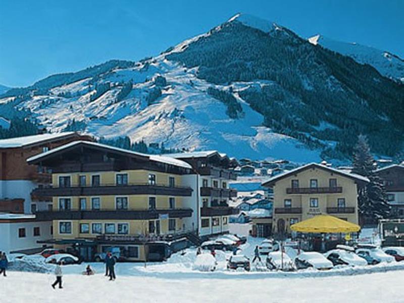 Hotel Alpina ซาลบาคฮินเทอร์เกลมม์ ภายนอก รูปภาพ
